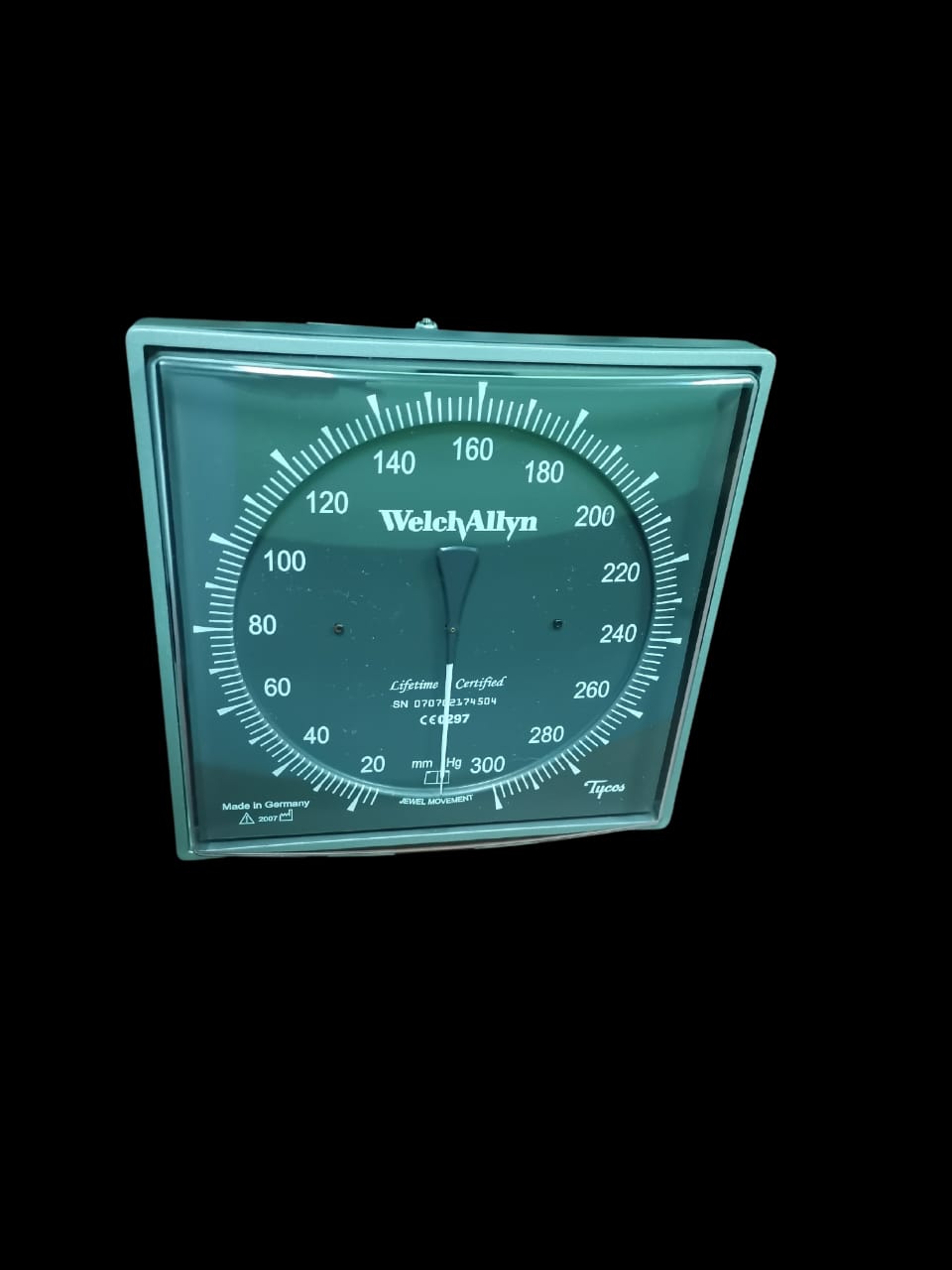 ESFIGMOMANÓMETRO